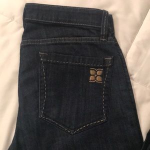 BCBG MAXAZRIA AGNES BOOTCUT JEANS 👖 🌹🌼🍁